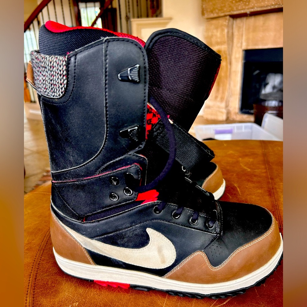 Danny Kass DK Snowboard Boots- Rare Color Way!  Sz 10.5